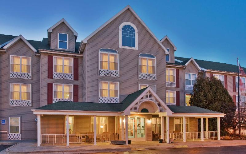 فندق Country Inn & Suites By Radisson, Birch Run Frankenmuth, Mi