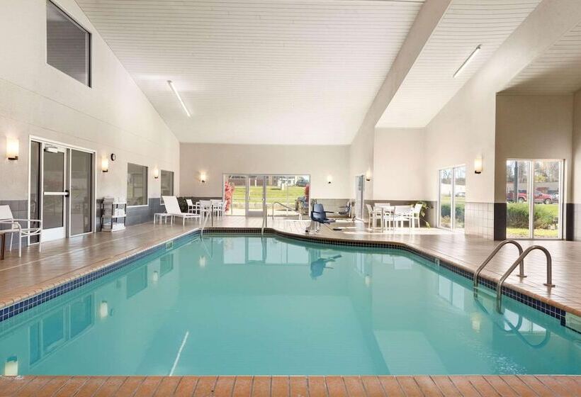 ホテル Country Inn & Suites By Radisson, Platteville, Wi