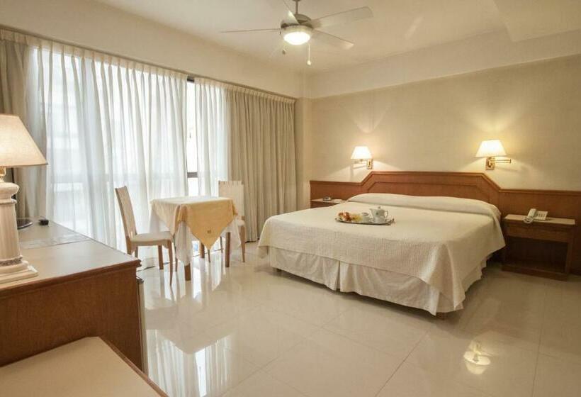 Fotos del hotel Cuatro Reyes:  7