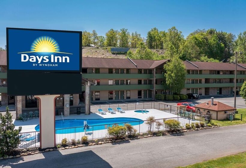 هتل Days Inn By Wyndham Pigeon Forge South