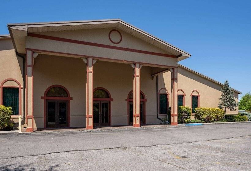 هتل Days Inn By Wyndham Pigeon Forge South
