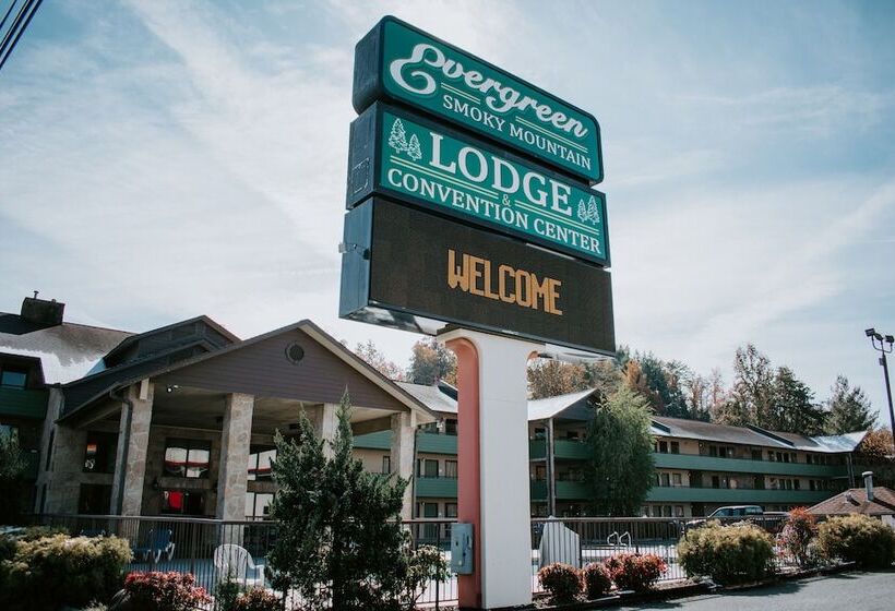 هتل Days Inn By Wyndham Pigeon Forge South