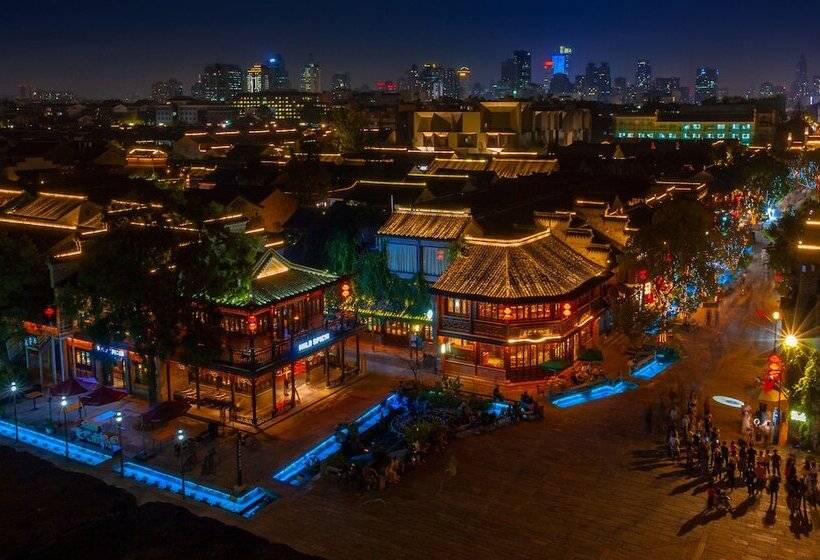 هتل Voco Nanjing Oriental Pearl