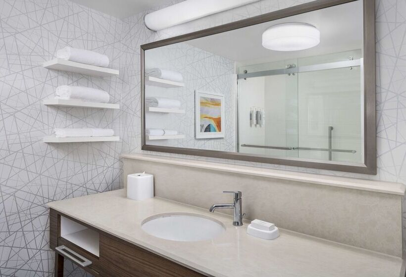 هتل Hampton Inn & Suites Lake Mary At Colonial Townpark