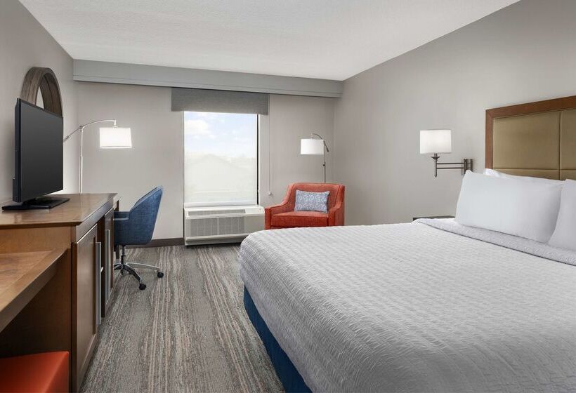 هتل Hampton Inn & Suites Lake Mary At Colonial Townpark