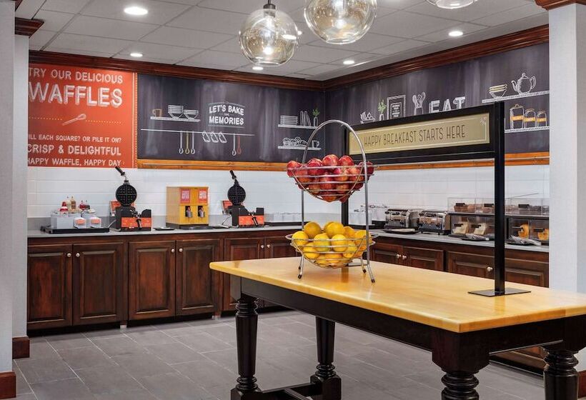 هتل Hampton Inn & Suites Lake Mary At Colonial Townpark