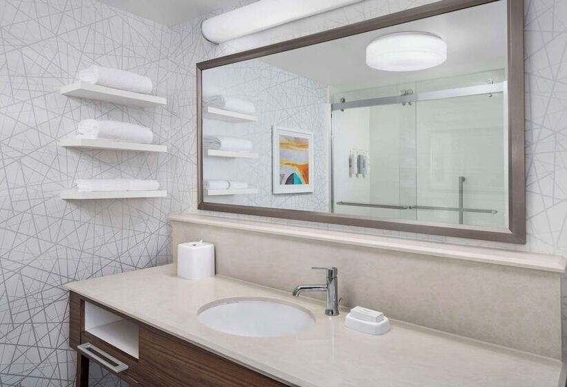هتل Hampton Inn & Suites Lake Mary At Colonial Townpark