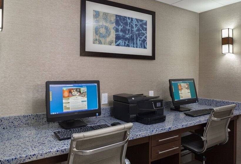 هتل Holiday Inn Express Redwood City Central