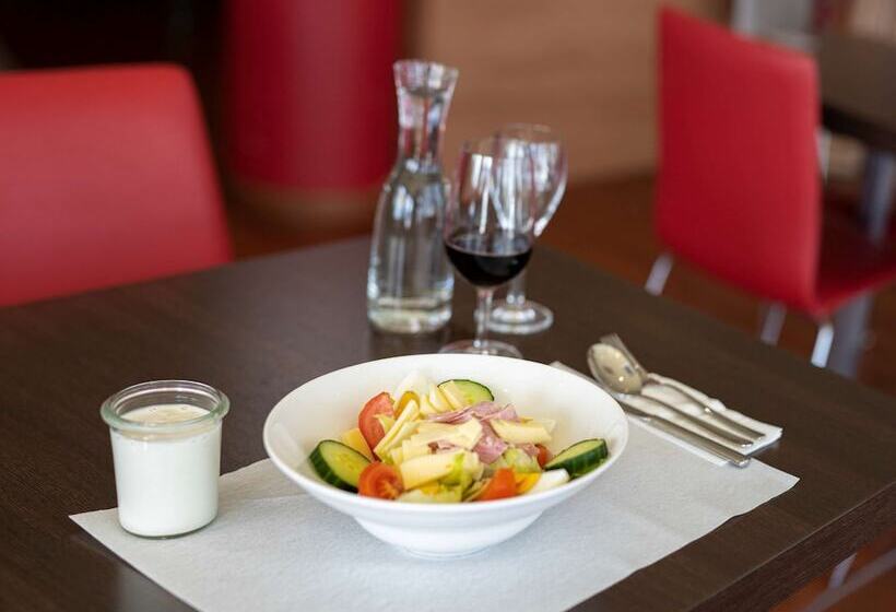 Hotell Ibis Fribourg