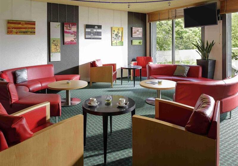 Отель Ibis Fribourg