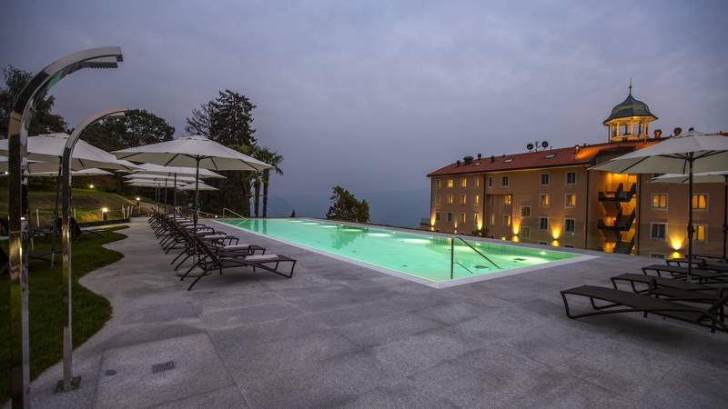 هتل Kurhaus Cademario