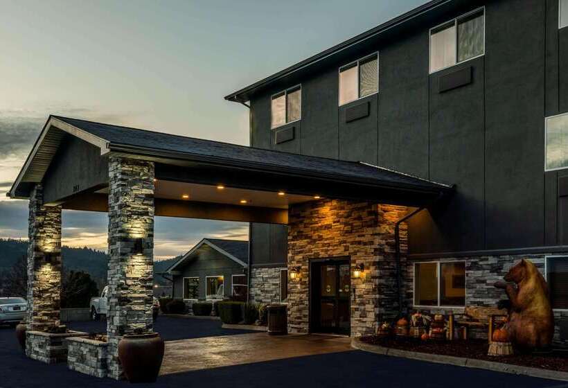 هتل La Quinta By Wyndham Grants Pass