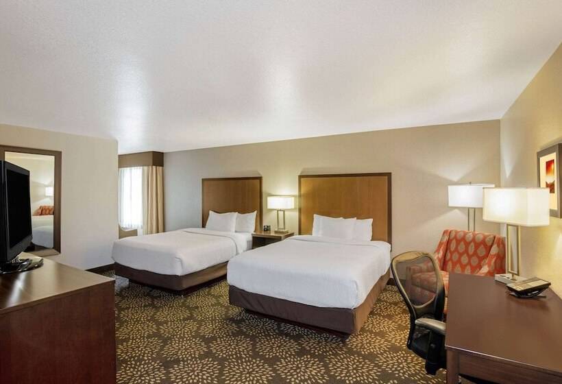 Hotel La Quinta Inn & Suites By Wyndham Las Vegas Red Rock