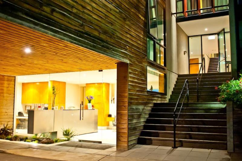هتل Phillip Island Apartments
