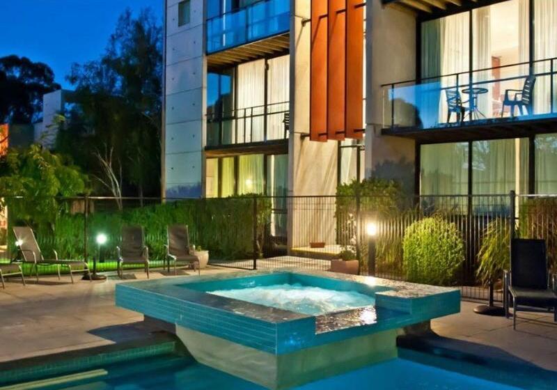 هتل Phillip Island Apartments