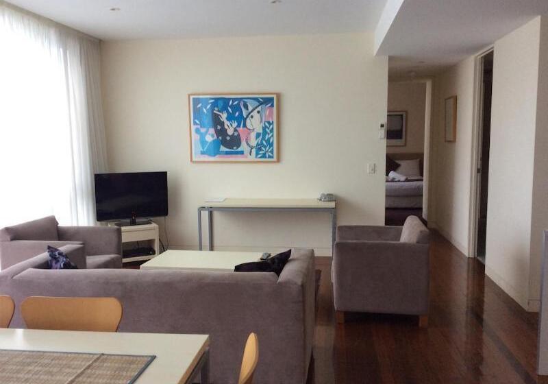 هتل Phillip Island Apartments
