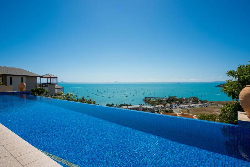 ホテル Pinnacles, Airlie Beach