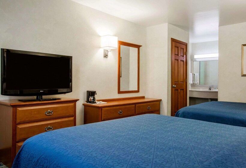 Отель Quality Inn Lake George