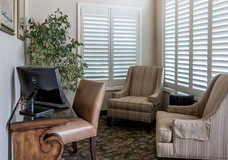 هتل Quality Inn Lake George