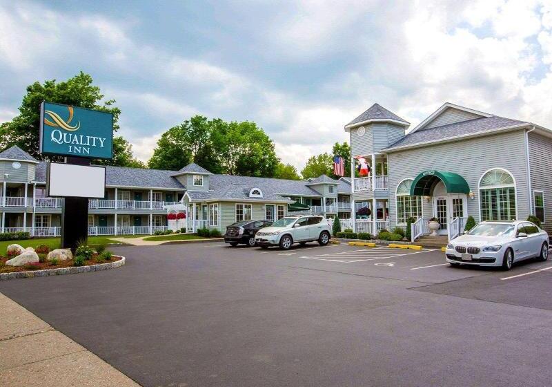 هتل Quality Inn Lake George