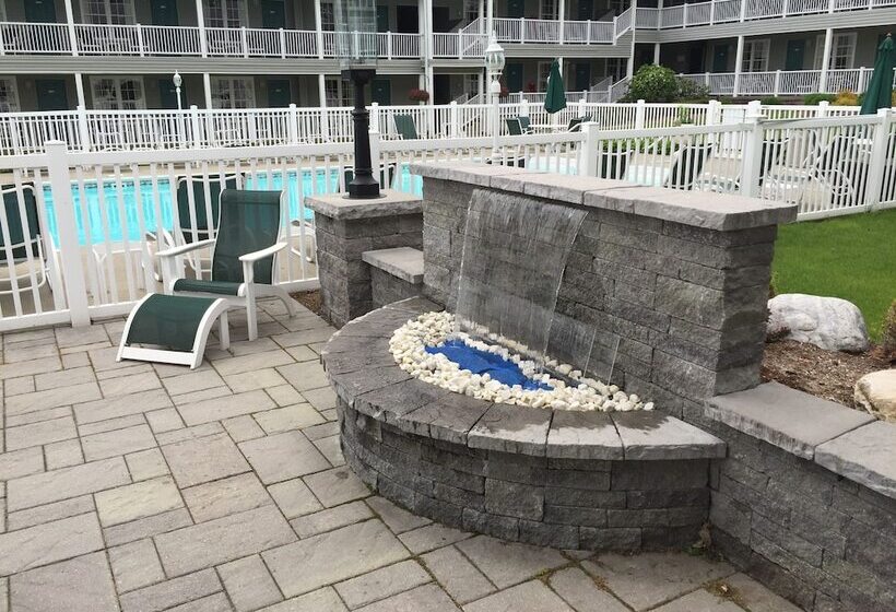 هتل Quality Inn Lake George
