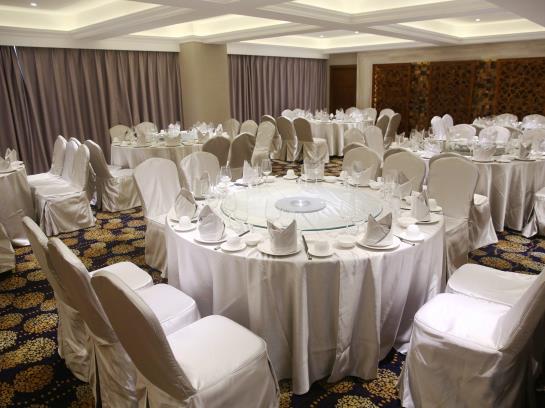 ホテル Ramada Plaza Guiyang