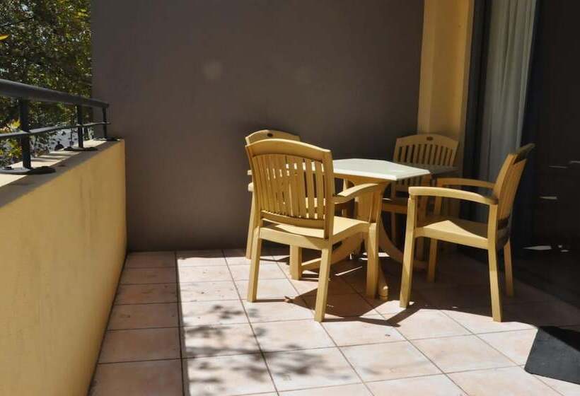 בית מלון כפרי Rnr Serviced Apartments Adelaide