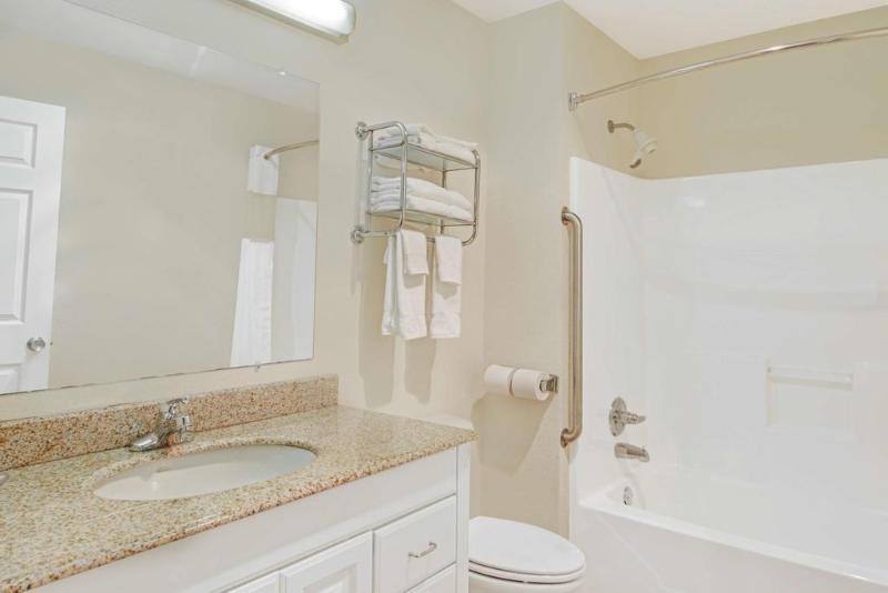 هتل Rodeway Inn Decatur