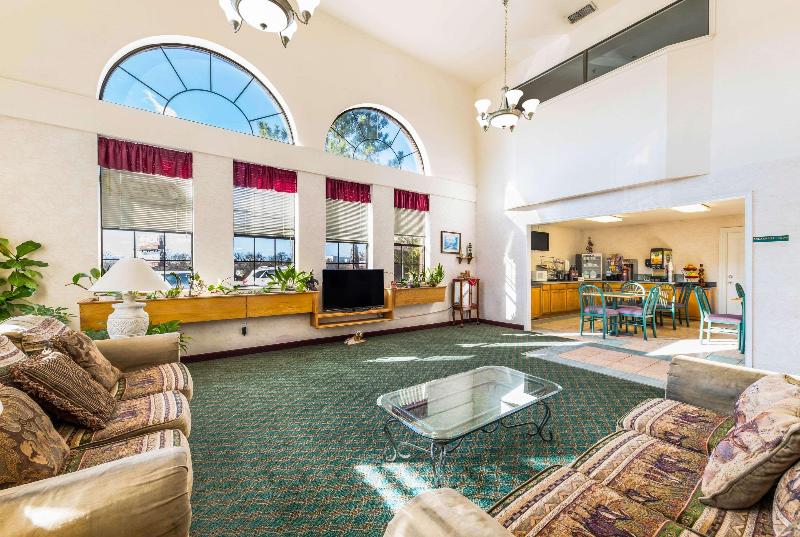 هتل Rodeway Inn Decatur