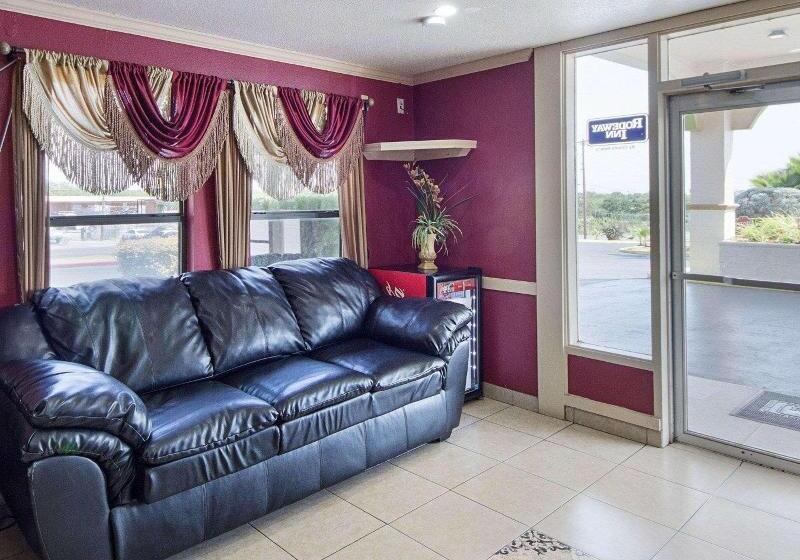 Отель Rodeway Inn San Antonio Lackland Afb  Seaworld