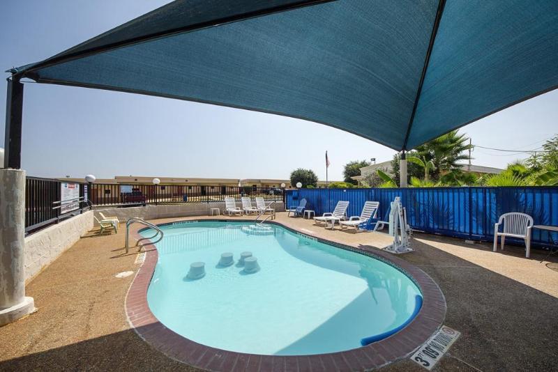 Отель Rodeway Inn San Antonio Lackland Afb  Seaworld