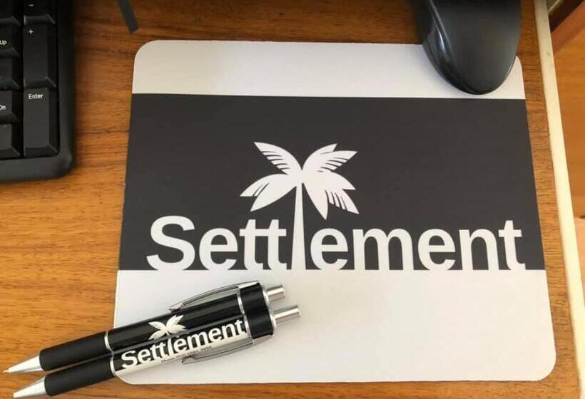 هتل Settlement Motor Inn