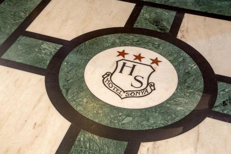 Fotos del hotel Sonya:  30