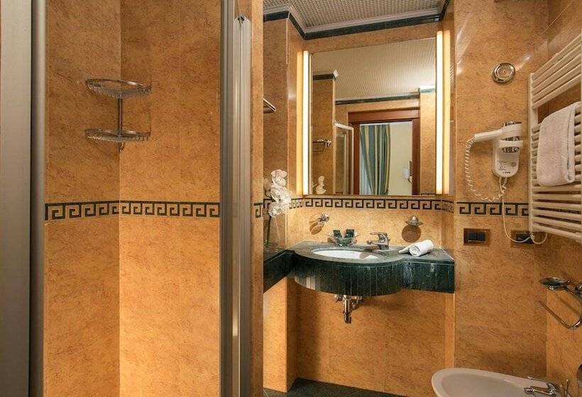 Fotos del hotel Sonya:  34