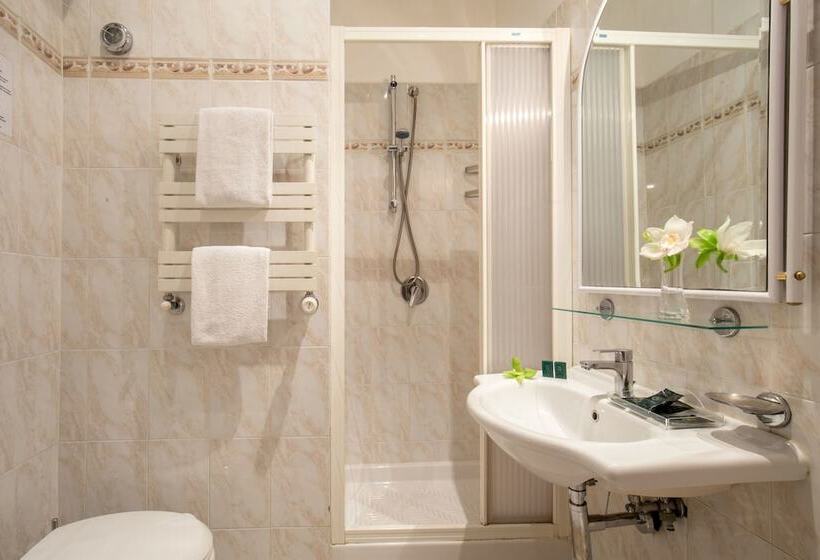 Fotos del hotel Sonya:  5