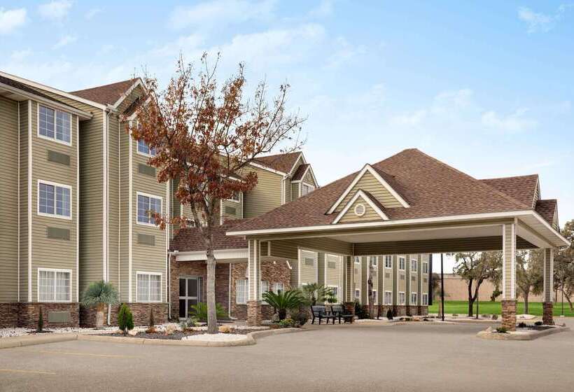 בית מלון כפרי Super 8 By Wyndham San Antonio Airport North