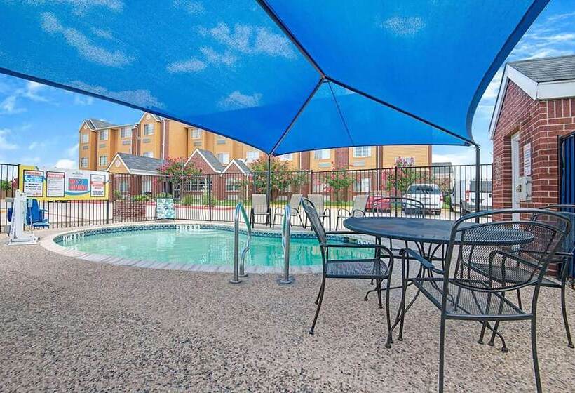 בית מלון כפרי Super 8 By Wyndham San Antonio Downtown Ne