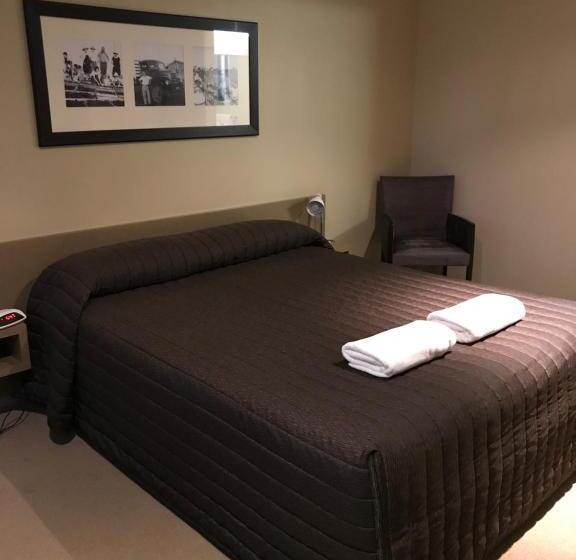 Отель The Kidman Wayside Inn
