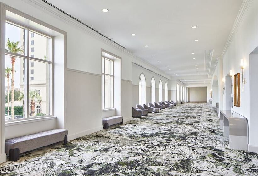 هتل The Westin Savannah Harbor Golf Resort & Spa