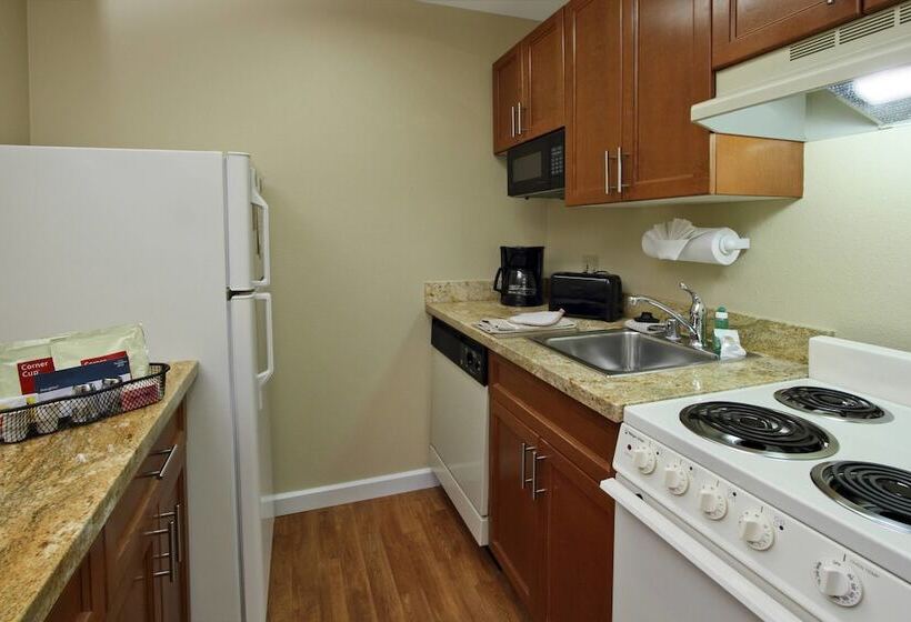 בית מלון כפרי Towneplace Suites By Marriott San Jose Cupertino