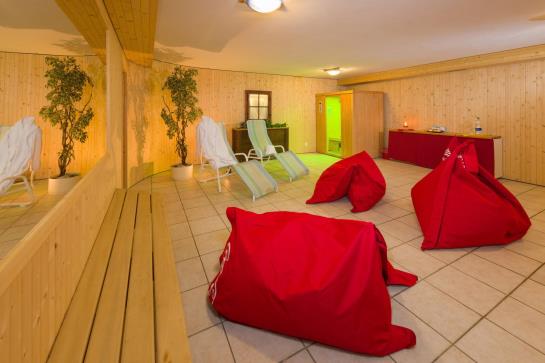 Matterhorn Valley Garni Hotel La Collina