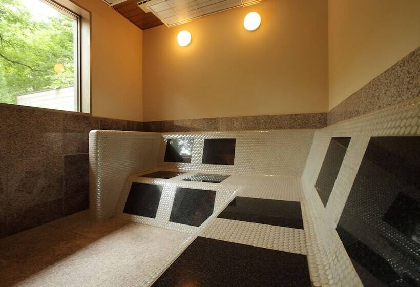 هتل Yutomori Club