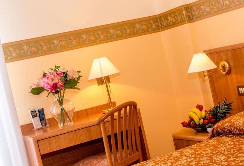 Fotos del hotel Smeraldo:  46