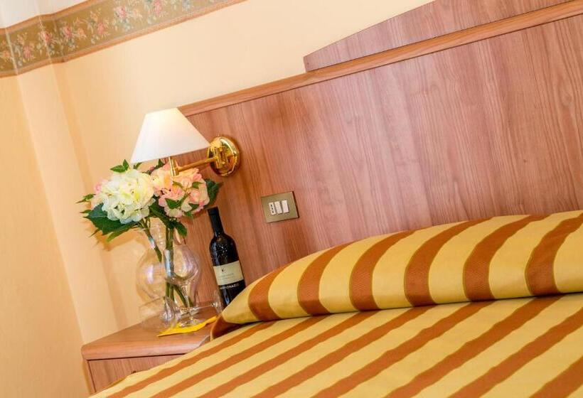 Fotos del hotel Smeraldo:  26