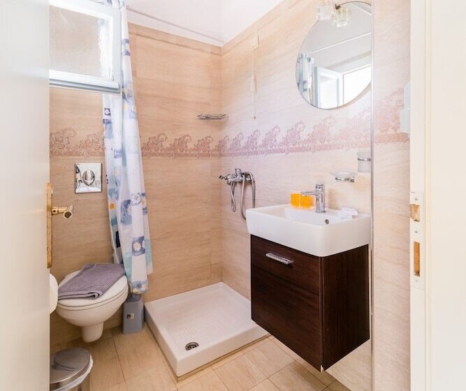 Agia Anna Living