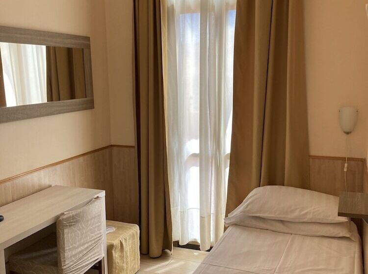 Fotos del hotel Adler:  16