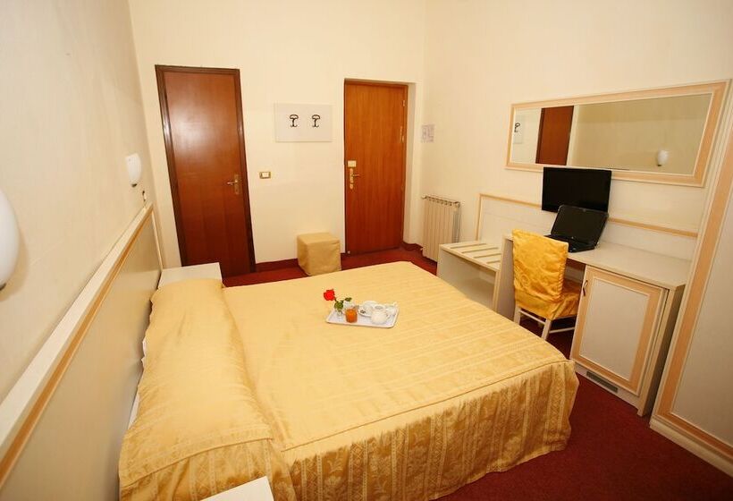 Fotos del hotel Adler:  25