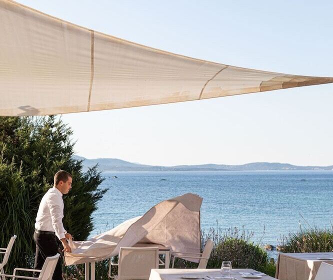 هتل Cala Cuncheddi   Vretreats