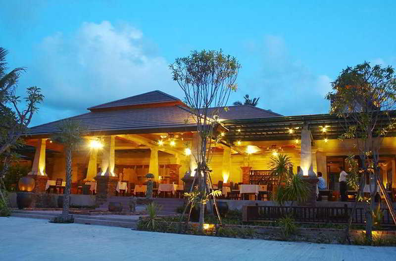 호텔 Circle Phuket Resort and Spa