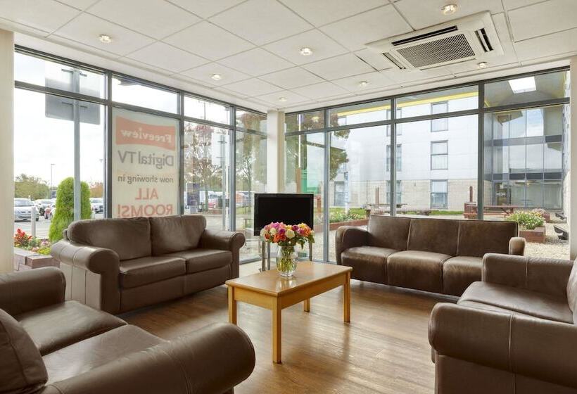 هتل Days Inn Leicester Forest East M1